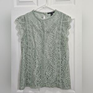 Cable & Guage lace Sleeveless Top in minty Green Medium